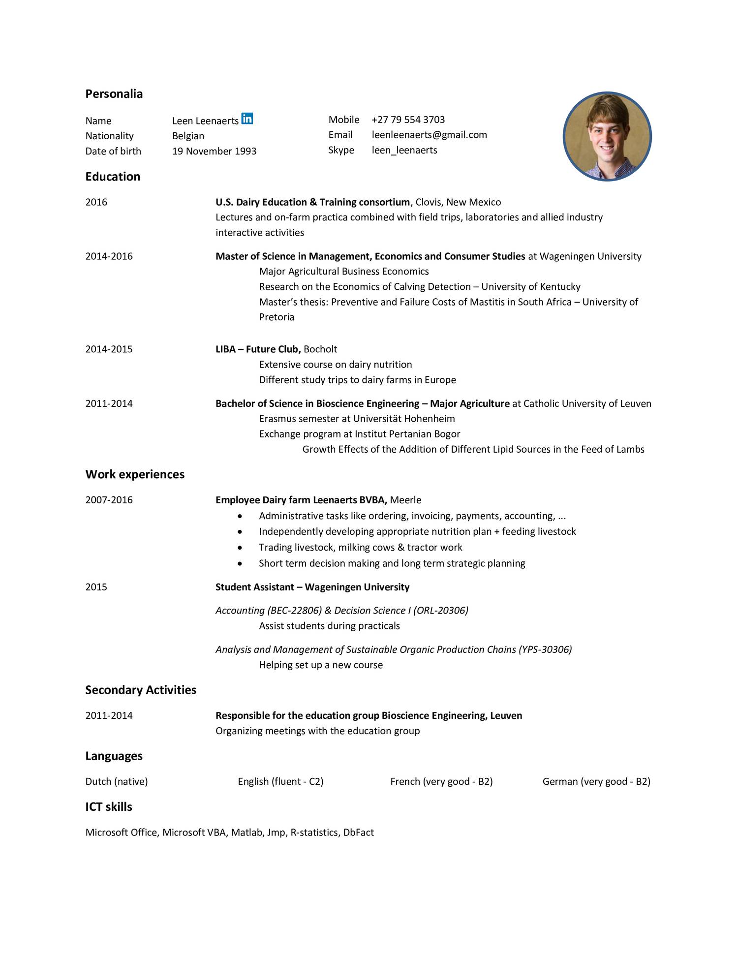 Curriculum Vitae English 8.pdf DocDroid